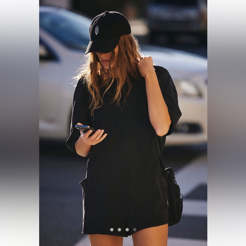Free People Hot Shot Tee Romper Size Small Black - Picture 2 of 4